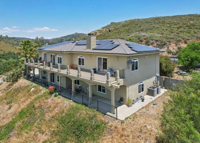 Property at 19075 Caesar Dr, Ramona, CA 92065, 5 beds, 4.5 baths