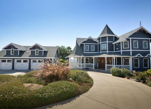 Property at 1746 Smokey Ln, Spring Valley, CA 91977, 3 beds, 2.5 baths