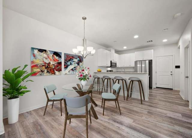 Property at 1718 Santa Ivy Ave, Chula Vista, CA 91913, 5 beds, 3.5 baths