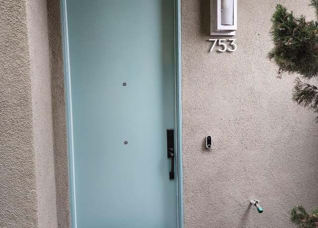 Property at 753 Shoreline Rd, Chula Vista, CA 91910, 3 beds, 3.5 baths