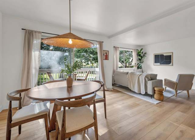 Property at 721 Buena Tierra Way #188, Oceanside, CA 92057, 2 beds, 2.5 baths