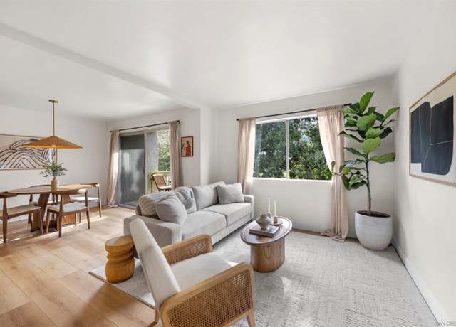 Property at 721 Buena Tierra Way #188, Oceanside, CA 92057, 2 beds, 2.5 baths