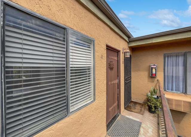 Property at 4520 51St St #11, San Diego, CA 92115, 2 beds, 1 bath