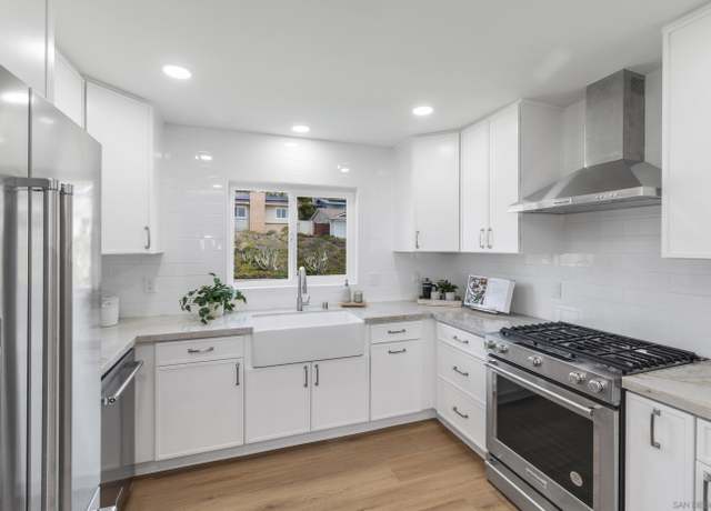 Property at 6673 Del Cerro Blvd, San Diego, CA 92120, 3 beds, 2 baths