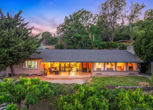 Property at 9835 Edgelake Dr, La Mesa, CA 91941, 3 beds, 2 baths