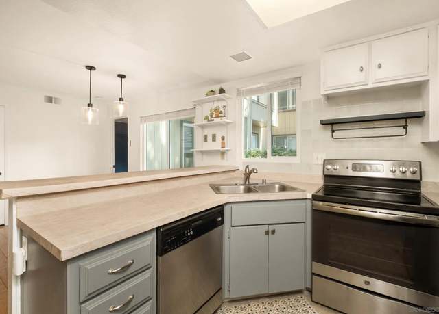Property at 6544 College Grove Dr #71, San Diego, CA 92115, 2 beds, 2 baths