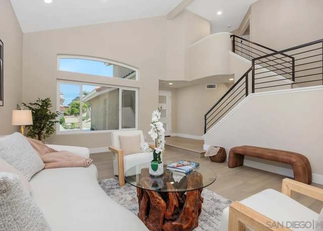 Property at 1823 Paseo Del Lago Dr, Vista, CA 92081, 4 beds, 2.5 baths