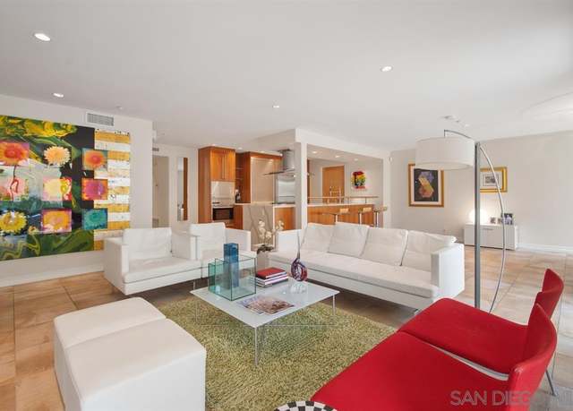 Property at 202 Coast Blvd #4, La Jolla, CA 92037, 3 beds, 2.5 baths