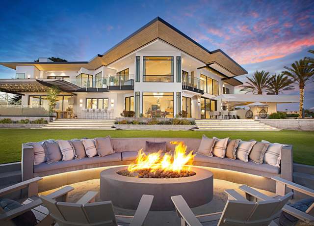 Property at 5416 Candlelight Dr, La Jolla, CA 92037, 9 beds, 10.5 baths