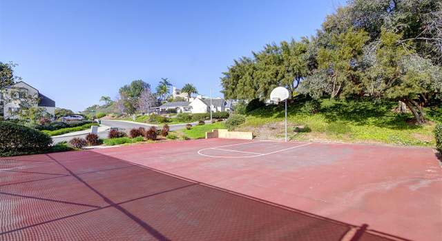 Photo of 4583 Lambeth Ct, Carlsbad, CA 92010