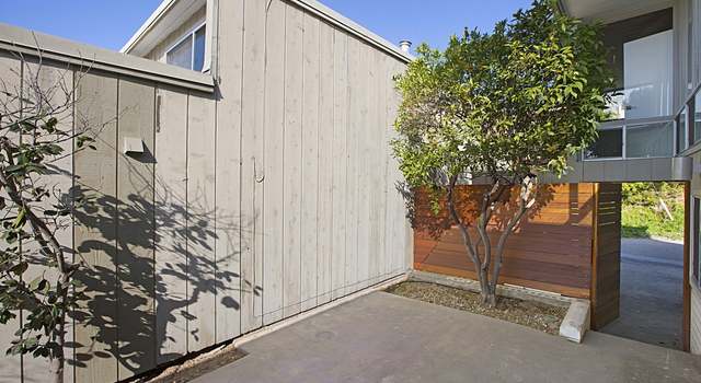 Photo of 1278 Agate St, San Diego, CA 92109