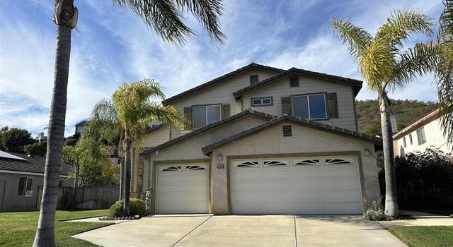 Photo of 818 LEGACY Dr, San Marcos, CA 92069