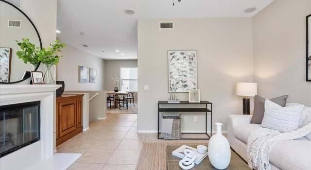 Photo of 10561 Zenor Ln Unit 63, San Diego, CA 92127