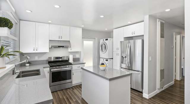 Photo of 5571 Bergen St, San Diego, CA 92117
