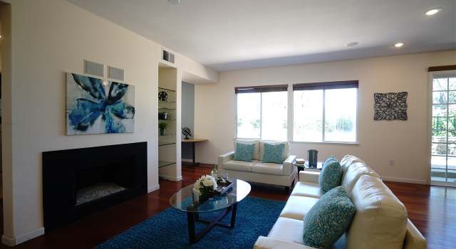 Photo of 11430 Holly Fern Ct, San Diego, CA 92131