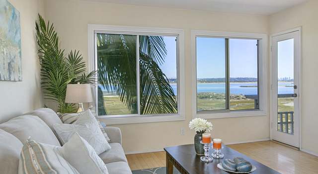 Photo of 3833 Lamont St Unit 3E, San Diego, CA 92109