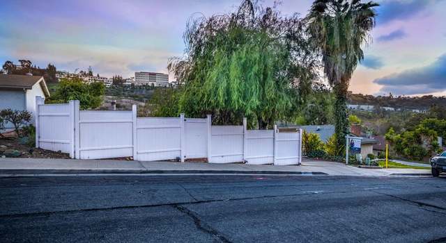 Photo of 5871 Adobe Falls Rd, San Diego, CA 92120