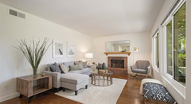 Photo of 880 Buttercup Rd, Carlsbad, CA 92011