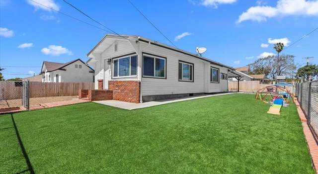 Property at 437 E 4th St, National City, CA 91950, 3 beds, 1 bath
