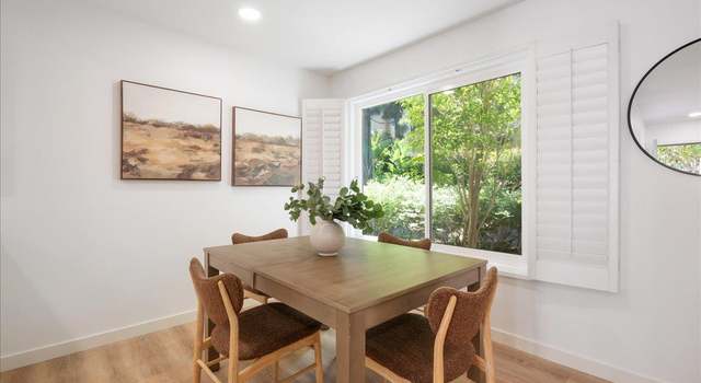 Photo of 8528 Via Mallorca Unit B, La Jolla, CA 92037