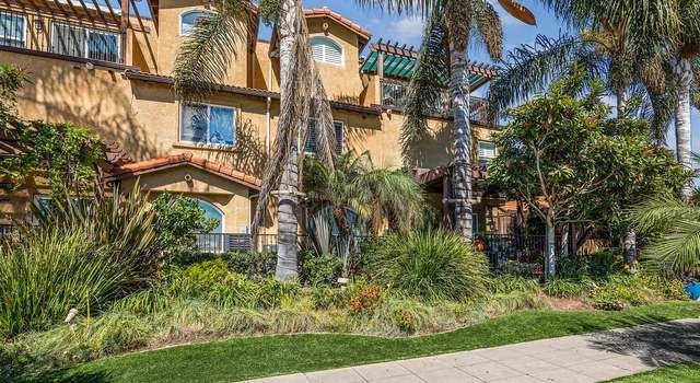 Photo of 886 Felspar St, San Diego, CA 92109