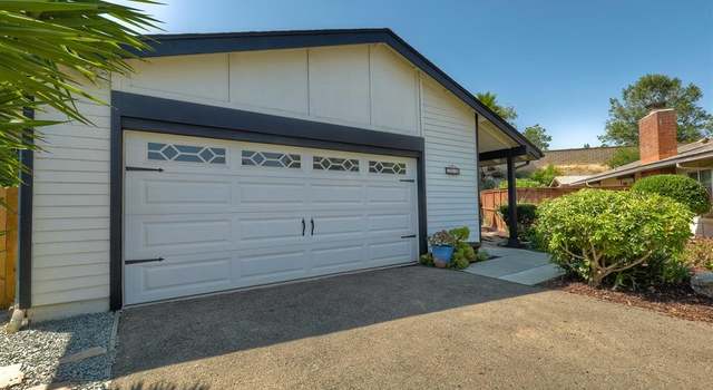 Photo of 17029 Oculto Ct, San Diego, CA 92127