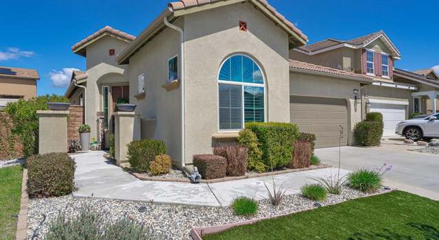 Photo of 31596 Blossom Hill Ct, Murrieta, CA 92563