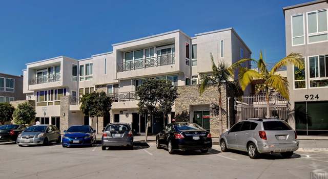 Photo of 924 Hornblend #207, San Diego, CA 92109