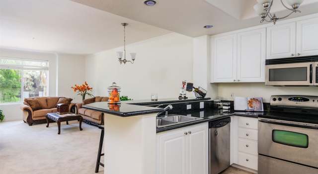 Photo of 9253 Regents Rd Unit A205, La Jolla, CA 92037