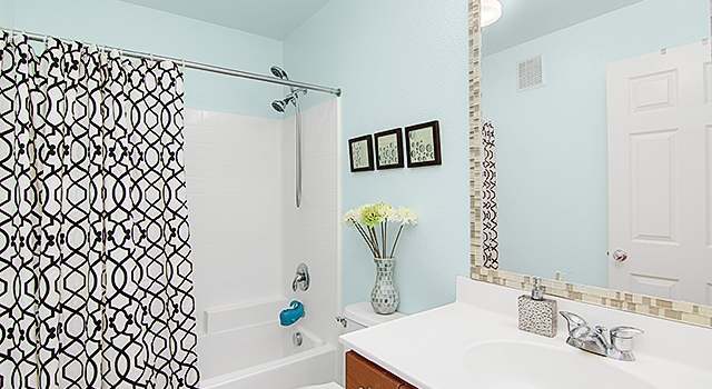 Photo of 4643 Central Plz, San Diego, CA 92123