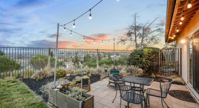 Photo of 1340 Sunglow Dr, Oceanside, CA 92056