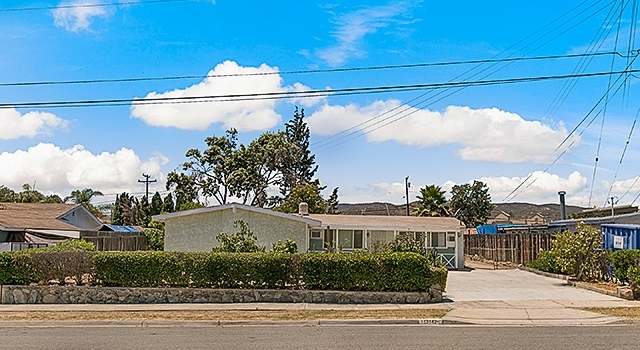 Photo of 13142 Morene St, Poway, CA 92064
