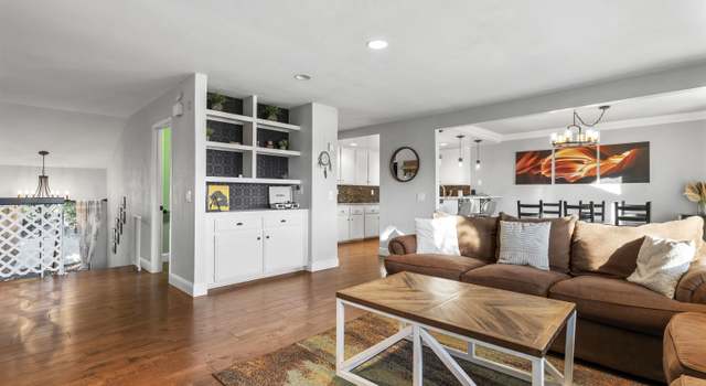 Photo of 2353 Caringa Way #1, Carlsbad, CA 92009