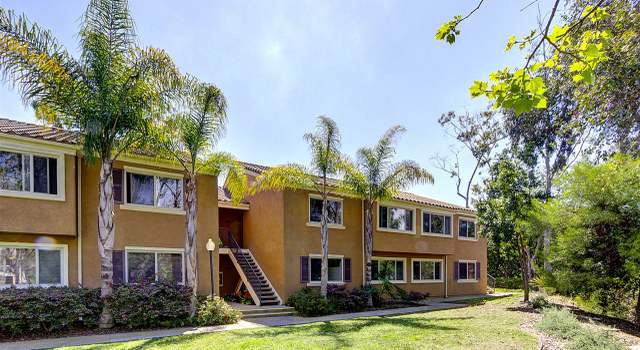 Photo of 8420 Via Mallorca #105, La Jolla, CA 92037