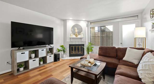 Photo of 4402 Mentone St #105, San Diego, CA 92107