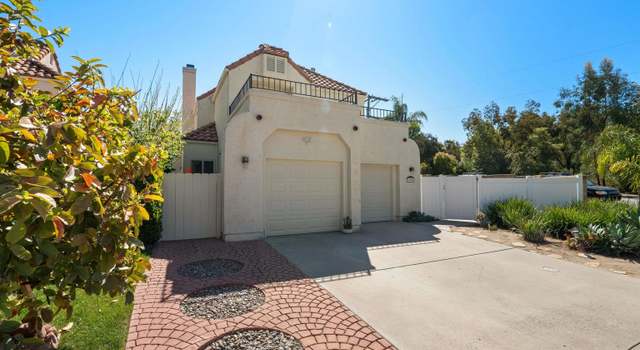Photo of 1996 Villa Del Dios Gln, Escondido, CA 92029