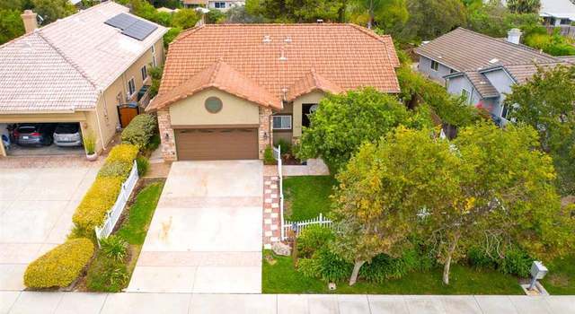 Photo of 1818 Foothill View Pl, Escondido, CA 92026