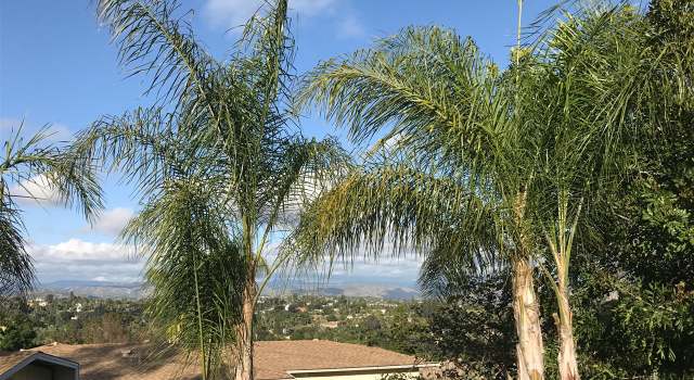 Photo of 2660 Circle Dr, Escondido, CA 92029