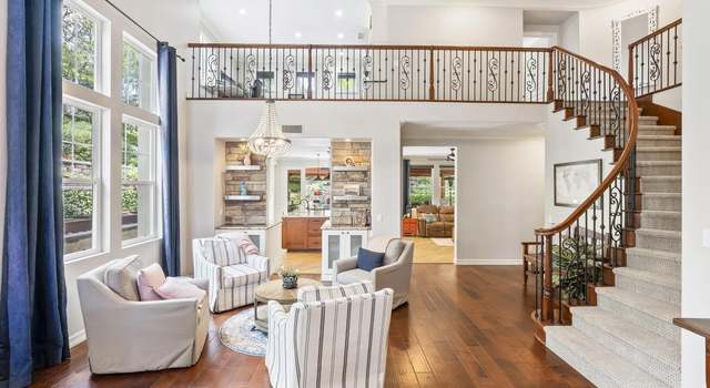 Property at 585 Lone Oak Pl, Chula Vista, CA 91914, 4 beds, 3 baths