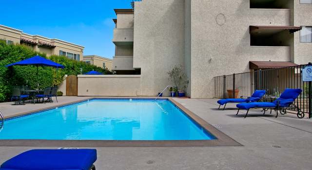 Photo of 2420 Torrey Pines Rd Unit A302, La Jolla, CA 92037