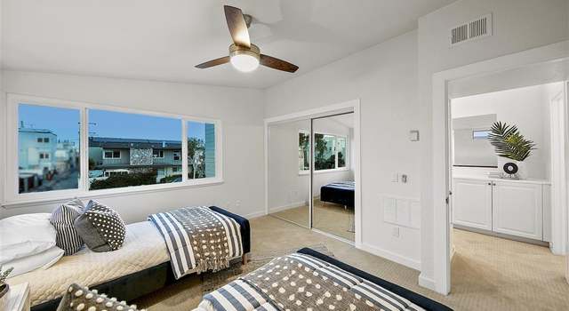 Photo of 2708 Mission Blvd, San Diego, CA 92109