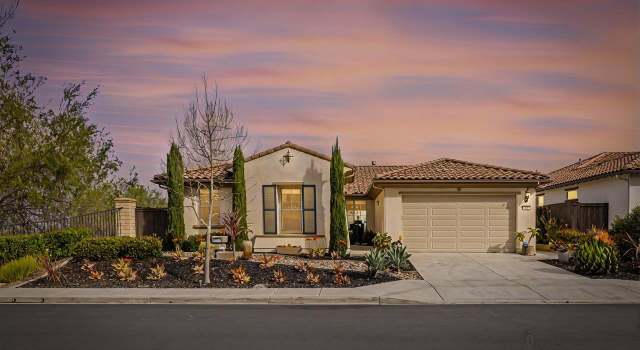 Photo of 432 Adobe Estates Dr, Vista, CA 92083