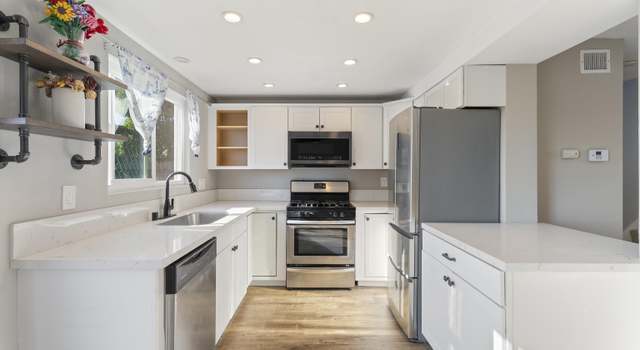 Photo of 890 Banneker Dr, San Diego, CA 92114