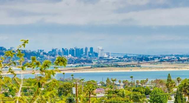 Photo of 4987 Lamont St, San Diego, CA 92109