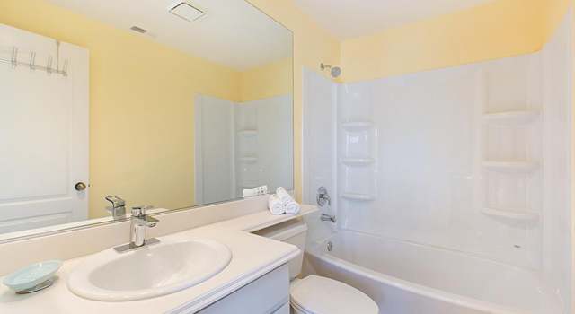 Photo of 12936 Carmel Creek Rd #62, San Diego, CA 92130