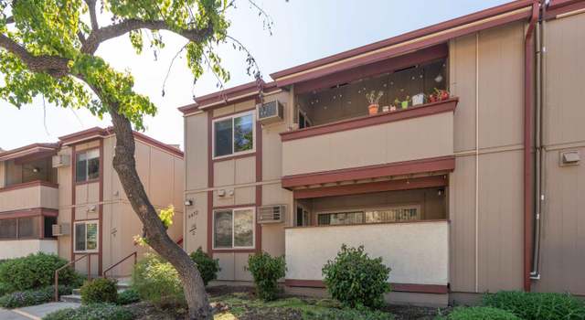 Photo of 5472 Adobe Falls Rd #2, San Diego, CA 92120