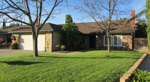 Photo of 7088 Birchcreek Rd, San Diego, CA 92119