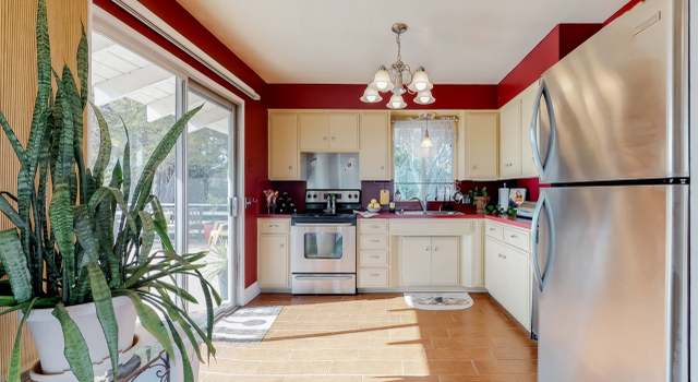 Photo of 405 Sheridan Ave, Escondido, CA 92026