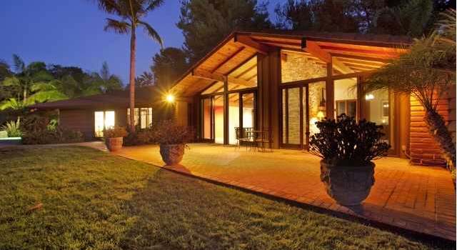 Photo of 16333 Martincoit Rd, Poway, CA 92064