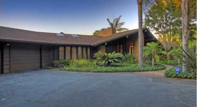 Photo of 16333 Martincoit Rd, Poway, CA 92064